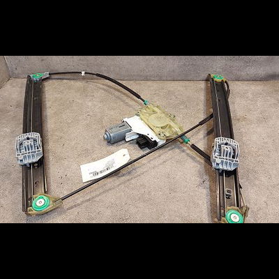 Mecanisme  moteur lève-glace avant droit Audi Q7 (4LB) 3.0 tdi quattro (2006-2008) 5 portes