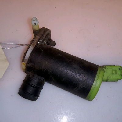Pompe lave-glace avant Peugeot 106 I (1A, 1C) 1.0 (1991-1996)