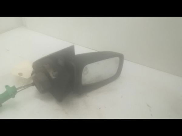 Retroviseur exterieur manuel droit Ford MONDEO II Clipper (BNP) 1.8 td (1996-2000)