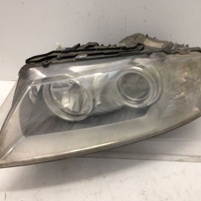 Phare gauche Audi A8 D3 (4E2, 4E8) 3.0 tdi quattro (2003-2010)