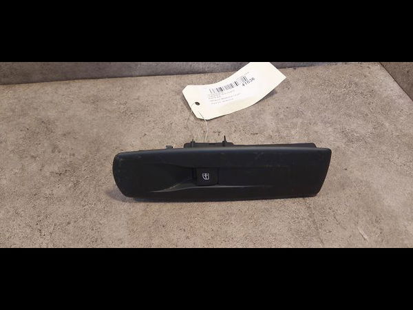 Commande lève-glace porte avant droite Renault MEGANE III 3-5 portes (BZ0-1_, B3_) 1.5 dci (bz09, bz0d, bz1w, bz29, bz14) (2009) 5 portes