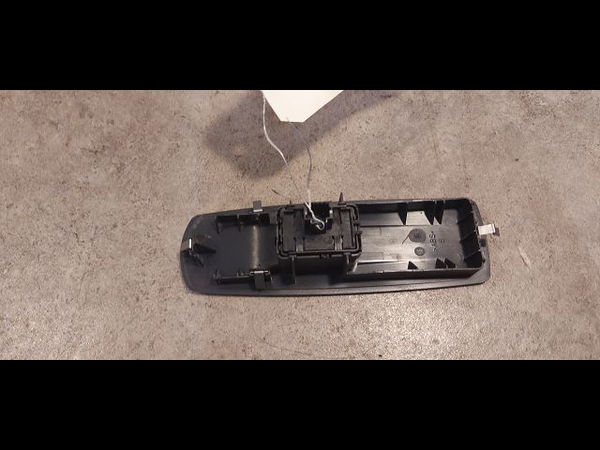 Commande lève-glace porte avant droite Renault MEGANE III 3-5 portes (BZ0-1_, B3_) 1.5 dci (bz09, bz0d, bz1w, bz29, bz14) (2009) 5 portes