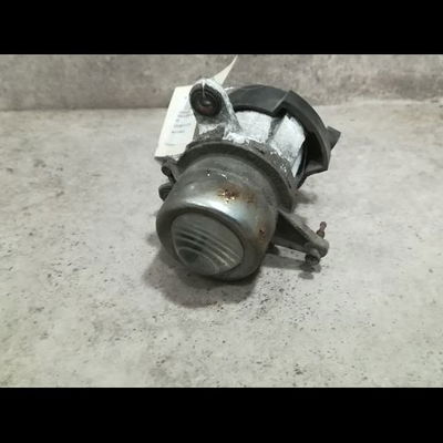 Phare antibrouillard avant gauche Alfa romeo 147 (937_) 1.9 jtdm 8v (937.axd1a, 937.axu1a, 937.bxu1a) (2005-2010)