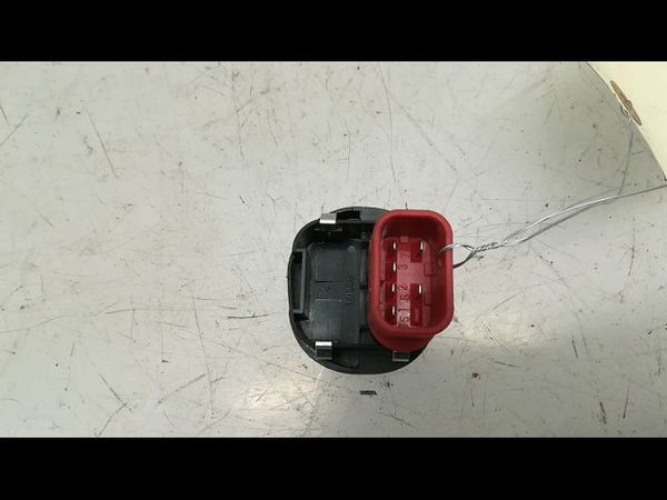 Commande lève-glace porte avant droite FORD FIESTA V  1.3i