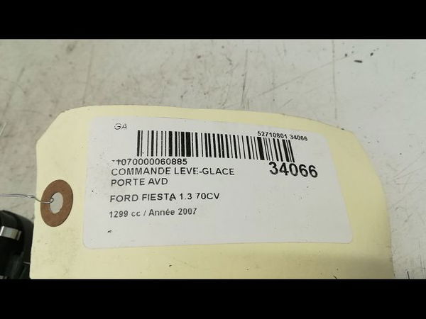 Commande lève-glace porte avant droite FORD FIESTA V  1.3i
