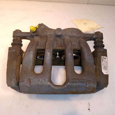 Etrier de frein avant droit Peugeot 407 Coupé (6C_) 2.7 hdi (2005)