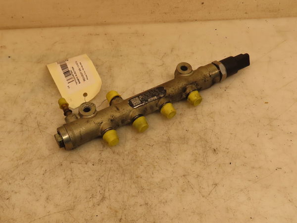 Rampe injection Peugeot 206 3-5 portes (2A-C) 1.4 hdi eco 70 (2001-2009) 5 portes