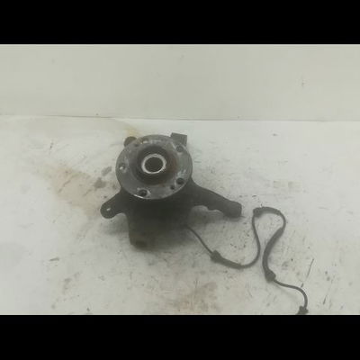 Moyeu avg Renault LAGUNA II Grandtour (KG0-1_) 1.9 dci (kg0g) (2001-2007)