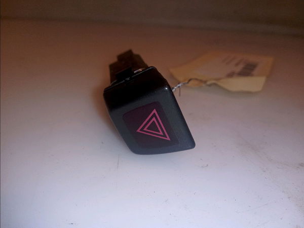 Bouton de warning Volvo C30 (533) D2 (2010-2012)