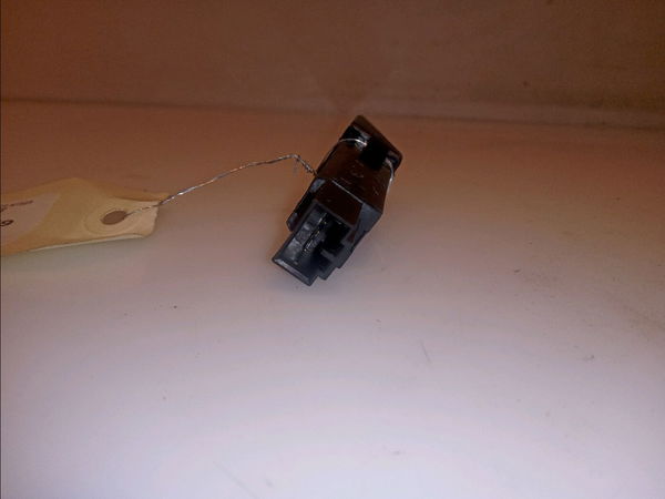 Bouton de warning Volvo C30 (533) D2 (2010-2012)