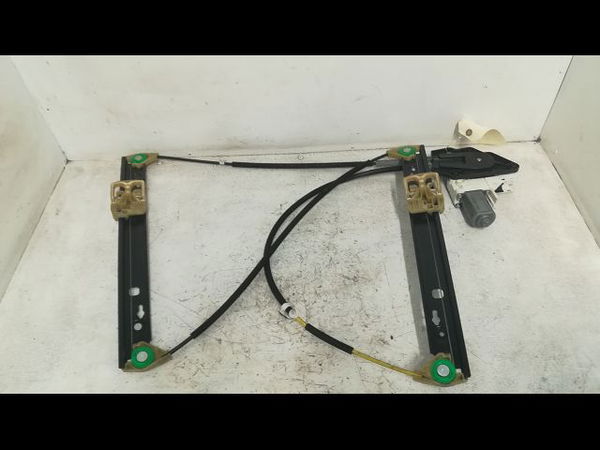 Mecanisme  moteur lève-glace avant droit Audi A1 (8X1, 8XK) 1.2 tfsi (2010-2015)