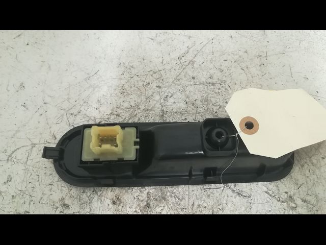 Commande lève-glace porte avant droite RENAULT TWINGO III