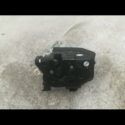 Serrure porte avd Audi A5 (8T3) 2.7 tdi (2007-2012)