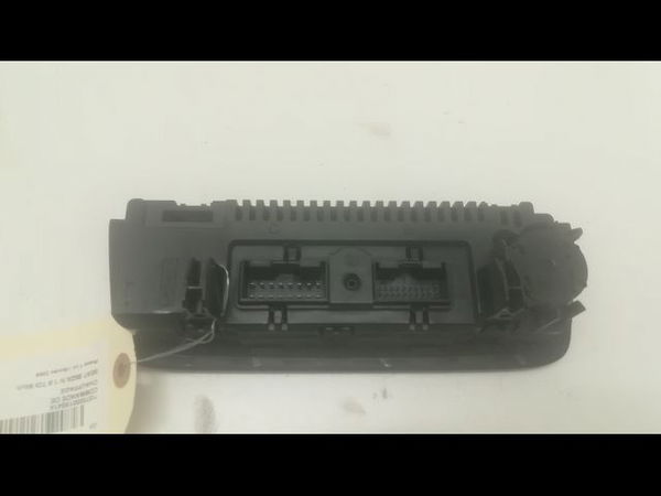 Commande de chauffage Seat IBIZA IV SC (6J1, 6P5) 1.9 tdi (2008-2010)