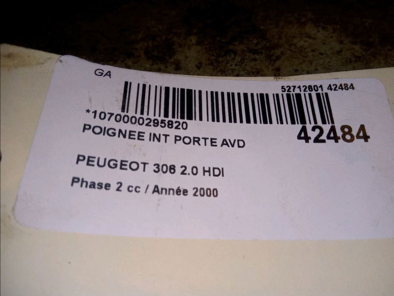 Poignee int porte avd Peugeot 306 3-5 portes (7A, 7C, N3, N5) 2.0 hdi 90 (1999-2002)