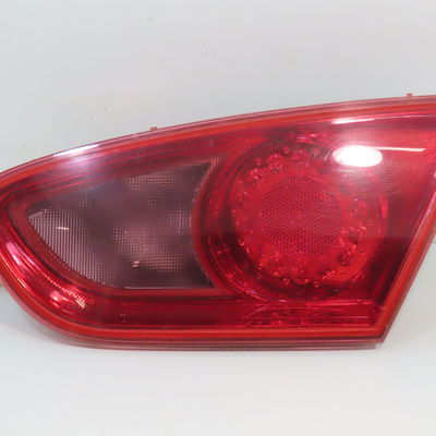 Feu arrière intérieur droit Seat LEON (1P1) 1.6 tdi (2010-2012)