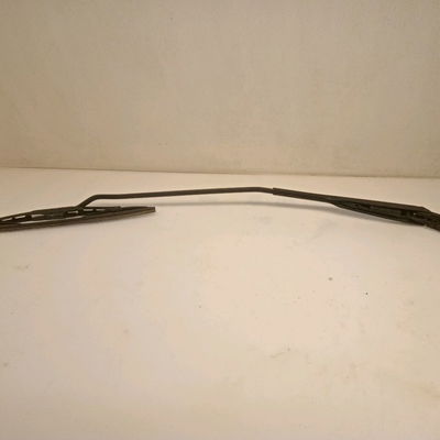 Bras essuie-glace avant droit Honda CIVIC VII Hatchback (EU, EP, EV) 1.6 i (ep2, eu8, eu6) (2001-2005)