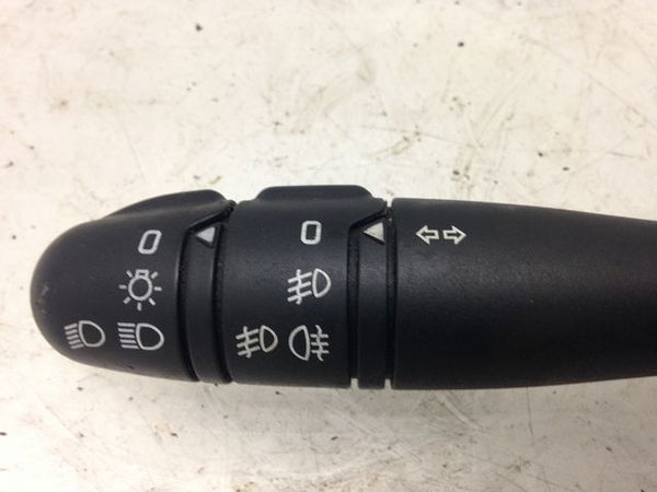 Commande clignotant RENAULT CLIO II Phase 2 06-2001--07-2006 1.2 16v
