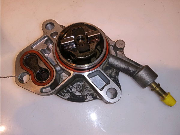 Pompe a vide Peugeot 307 Break (3E) 2.0 hdi 110 (2002-2009) 5 portes