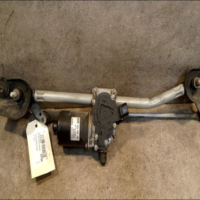 Moteur essuie-glace avant Toyota COROLLA (_E12_) 2.0 d-4d (cde120r_, cde120l_) (2002-2006)