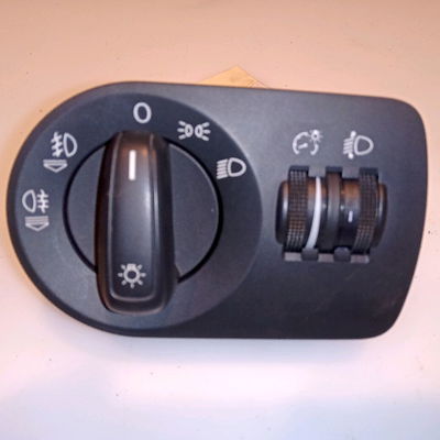 Interrupteur commande de phares Audi A1 (8X1, 8XK) 1.2 tfsi (2010-2015)