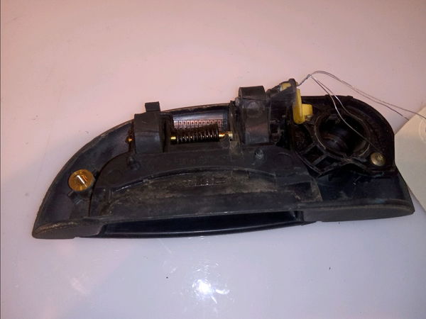 Poignee ext porte avd Renault KANGOO (KC0-1_) 1.5 dci (2003)
