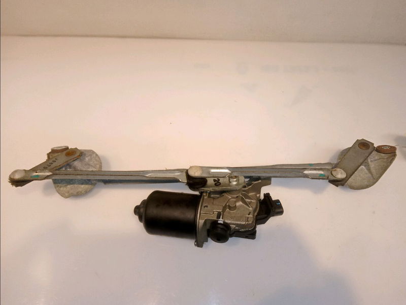 Moteur essuie-glace avant Toyota COROLLA Verso (ZER_, ZZE12_, R1_) 2.2 d-4d (aur10_) (2005-2009) 5 portes