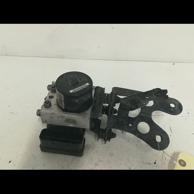 Unité hydraulique abs VOLKSWAGEN GOLF PLUS Phase 1 03-2005--03-2009 1.9 TDI 105ch