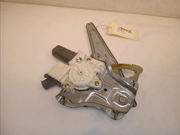 Mecanismemoteur leve-glace arg Toyota AVENSIS (_T25_) 2.0 d-4d (cdt250_) (2003-2008)