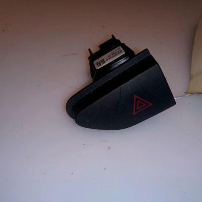 Bouton de warning Renault CLIO IV (BH_) 1.5 dci 90 (2012) 5 portes