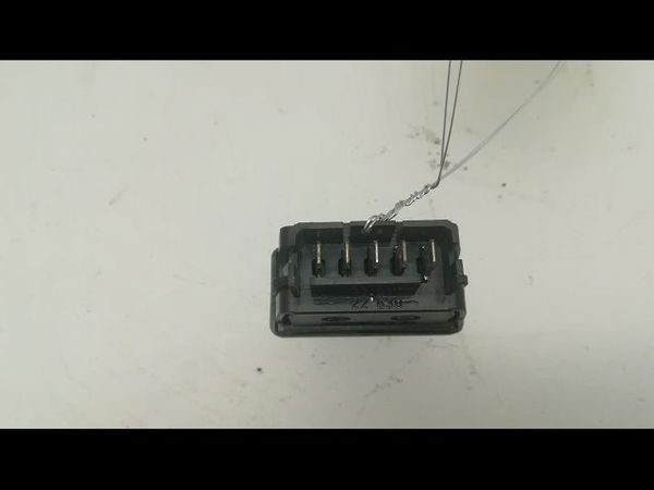 Commande lève-glace porte avant droite Peugeot 405 II (4B) 1.8 (1992-1995)