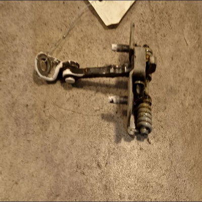 Tirant porte avg Peugeot 206 (2L_, 2M_) 1.4 hdi eco 70 (2009-2013) 5 portes