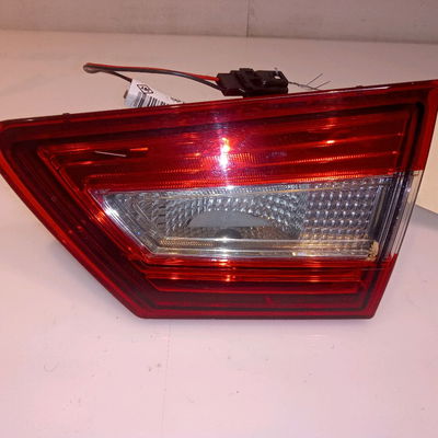 Feu arrière interieur gauche Renault CLIO IV (BH_) 1.5 dci 90 (2012) 5 portes
