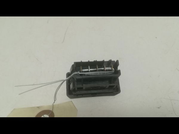 Commande lève-glace porte avant droite Renault 19 II Cabriolet (D53_, 853_) 1.8 16v (d53d) (1992-1996)