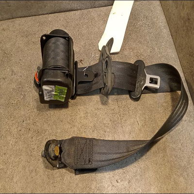 Ceinture arrière gauche Kia VENGA (YN) 1.6 crdi 115 (2010)