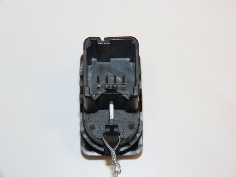 Commande leve-glace porte arrière gauche Ford FOCUS C-MAX (DM2) 1.8 tdci (2005-2007) 5 portes