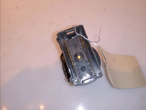 Interrupteur commande de phares Audi A4 B7 Avant (8ED) 2.0 tdi (2004-2008)