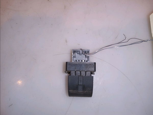 Commande lève-glace porte avant droite Audi A4 B7 Avant (8ED) 2.0 tdi (2004-2008)