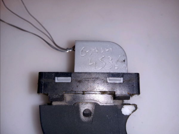 Commande lève-glace porte avant droite Audi A4 B7 Avant (8ED) 2.0 tdi (2004-2008)