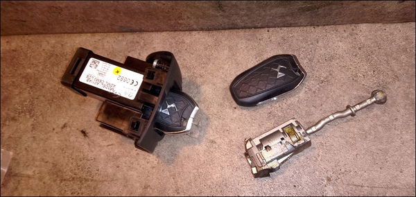 Kit serrures  antivol Citroën DS5 2.0 hdi 165 hybrid4 4x4 (2011-2015) 5 portes