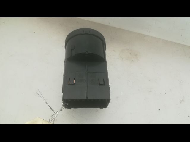 Interrupteur commande de phares Audi A4 B7 Avant (8ED) 1.9 tdi (2004-2008)