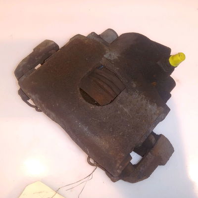 Etrier de frein avant gauche Ford FIESTA IV (JA_, JB_) 1.3 i (1995-2002)