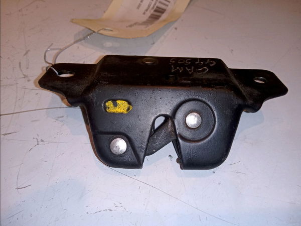 Serrure coffre arrière PEUGEOT 406