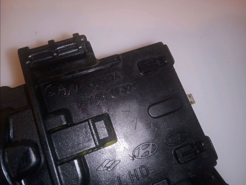 Commande clignotant Hyundai GETZ (TB) 1.1 (2002-2005)