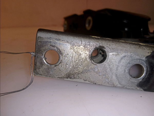 Compas d capot Audi A4 B7 (8EC) 1.9 tdi (2004-2008) 4 portes