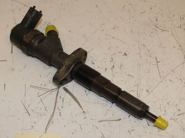Injecteur 4 Renault ESPACE III (JE0_) 2.2 dci (je0k) (2000-2002) 5 portes
