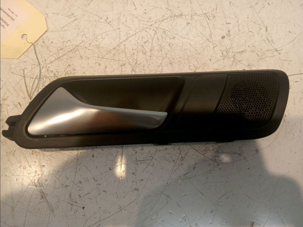Poignee int porte arg Volkswagen PASSAT B6 Variant (3C5) 2.0 tdi (2005-2010) 5 portes