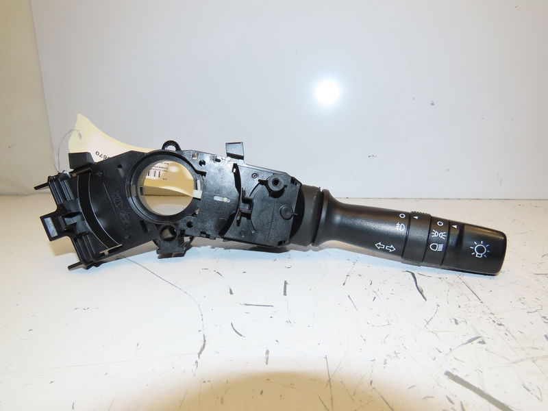 Commande clignotant Kia RIO III (UB) 1.1 crdi (2011-2017)