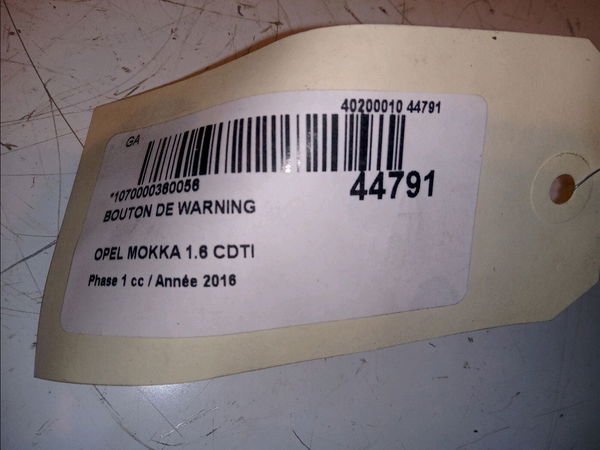 Bouton de warning Opel MOKKA - MOKKA X (J13) 1.6 cdti (_76) (2015)