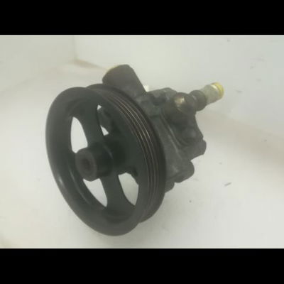 Pompe direction assistee Toyota RAV 4 II (_A2_) 2.0 d 4wd (cla20_, cla21_) (2001-2005)